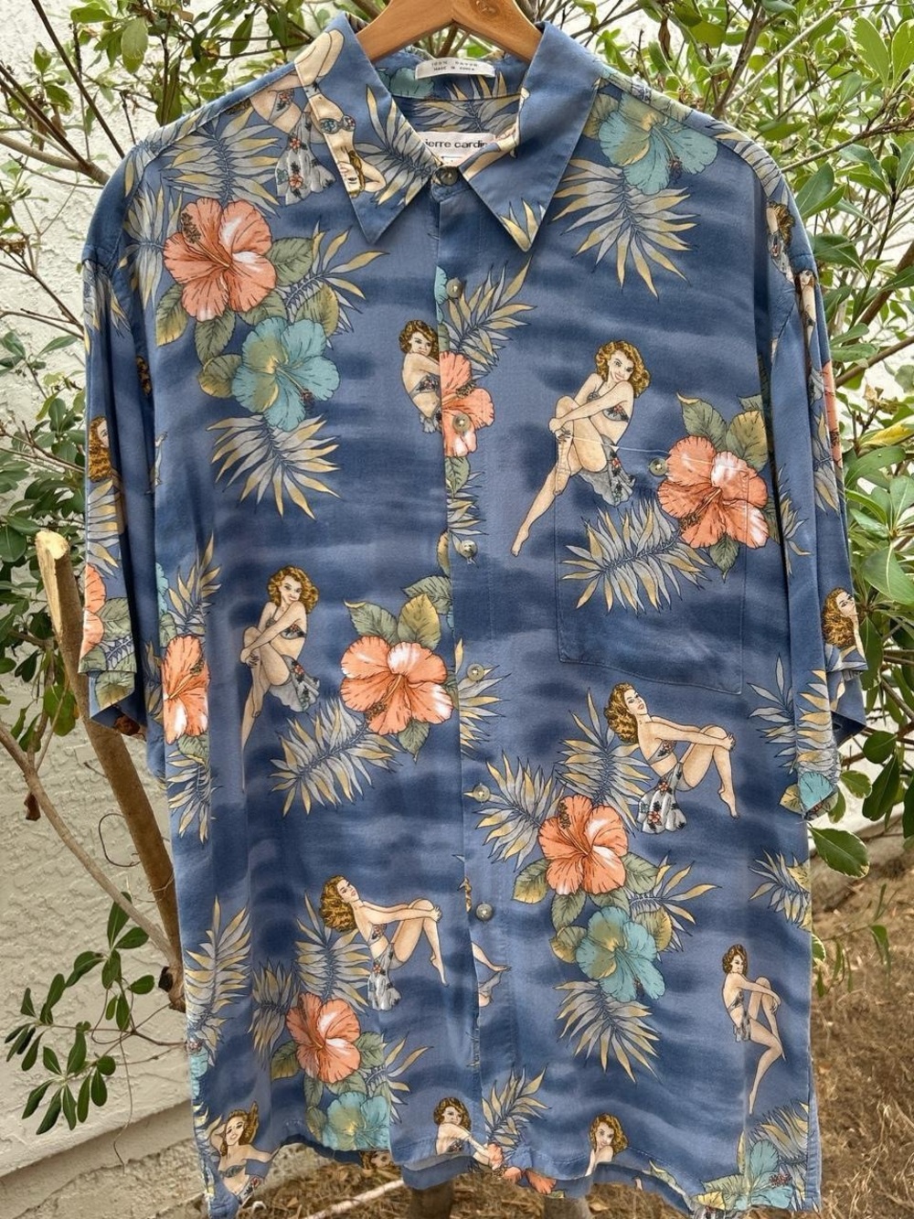 Vintage 90s Pierre Cardin Hawaiian Shirt Pinup Girl Floral Rayon Large